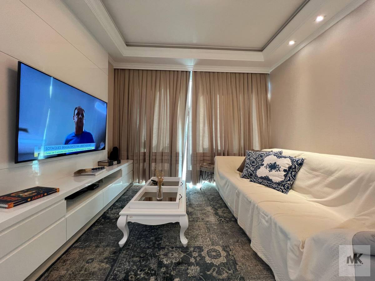 Apartamento com 4 Suítes + 3 Vagas de garagem + Lazer completo em Meia Praia - Pagamento facilitado. - Marcelo Krug Corretor de Imóveis