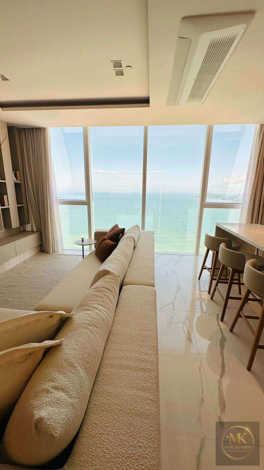 Apartamento de luxo, no BOREAL TOWER em Balneário Camboriú, Centro, com 4 quartos, 184m² - Marcelo Krug Corretor de Imóveis