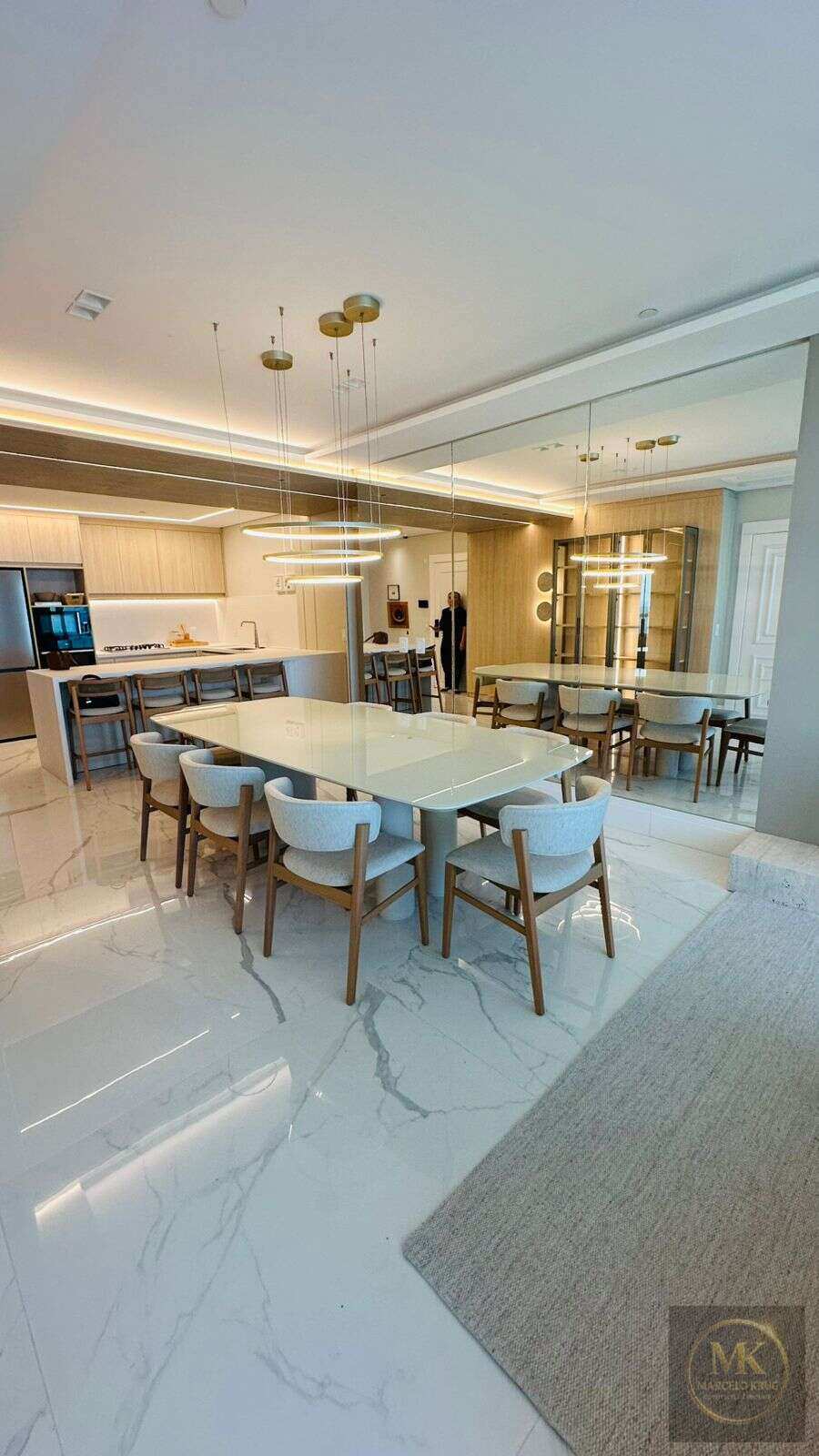 Apartamento de luxo, no BOREAL TOWER em Balneário Camboriú, Centro, com 4 quartos, 184m² - Marcelo Krug Corretor de Imóveis