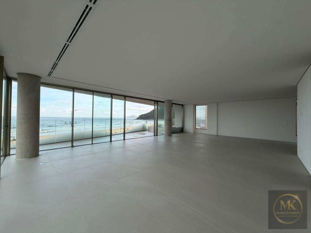 Apartamento Frente Mar á Venda 4 Suítes 330m2 Privativos 4 vagas Pagamento Direto Cliente  Praia Brava Itajaí SC - Marcelo Krug Corretor de Imóveis