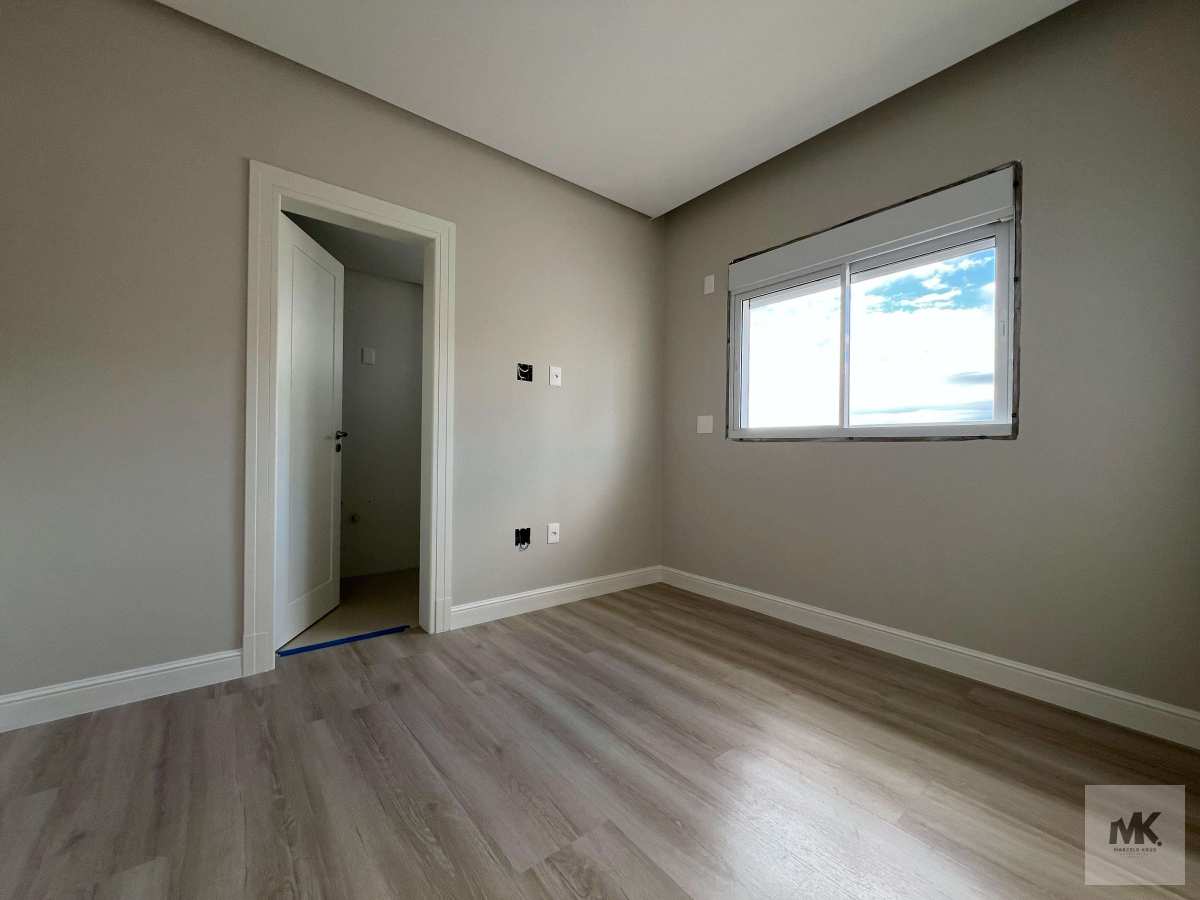 Apartamento Vista Mar Valor 3 Suítes + 3 Vagas Mobiliado Centro de Itapema á Vista 1.850.000,00 Direto com Proprietário - Marcelo Krug Corretor de Imóveis