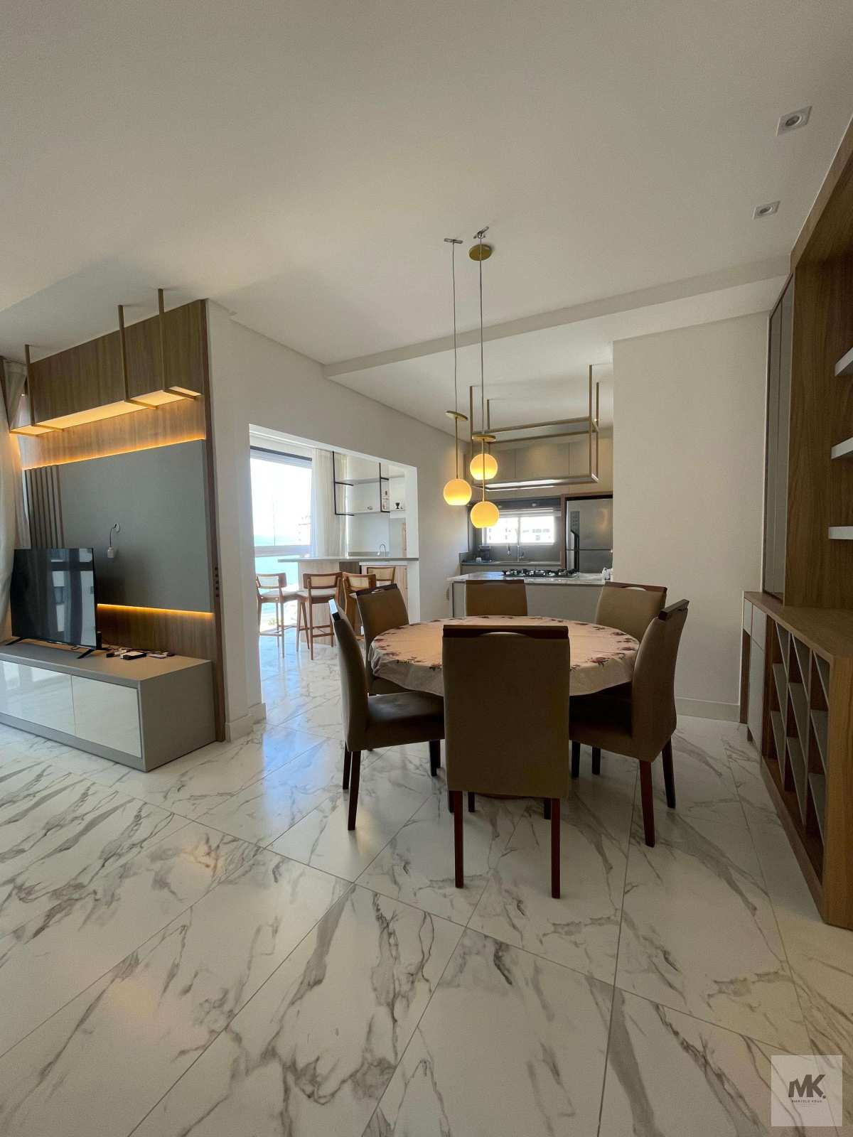 Apartamento Vista Mar Valor 3 Suítes + 3 Vagas Mobiliado Centro de Itapema á Vista 1.850.000,00 Direto com Proprietário - Marcelo Krug Corretor de Imóveis