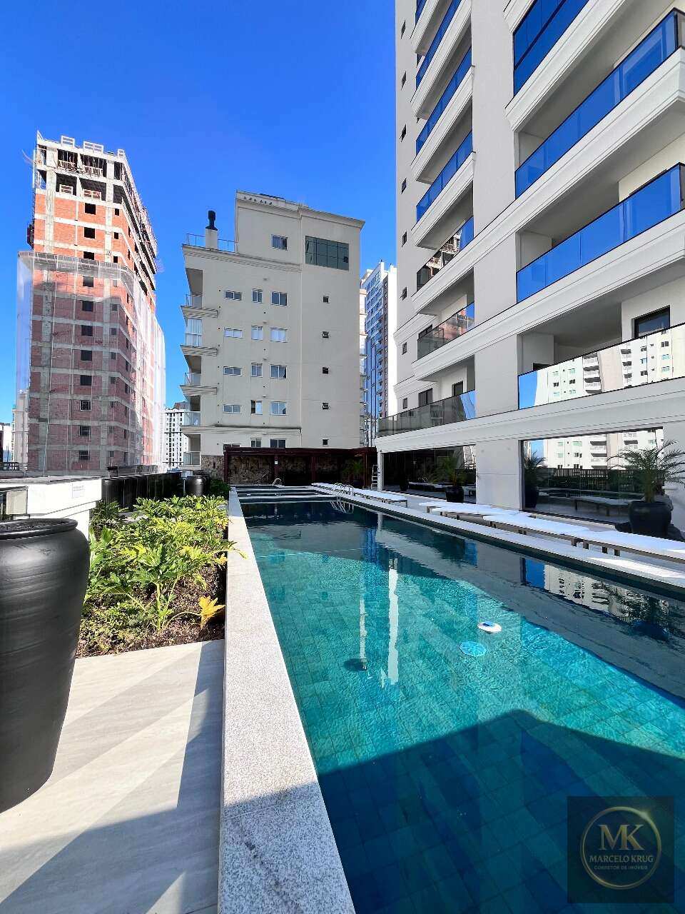 Apartamento Novo Semi Mobiliado 116m2 Privativos Vista Mar 3 Suítes + 2 Vagas + Lazer Pagamento Abaixo do Mercado Centro Itapema - Marcelo Krug Corretor de Imóveis