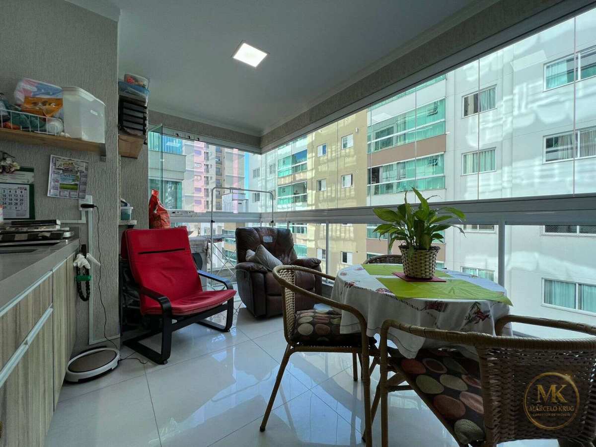 Apartamento Oportunidade 3 Suítes + 2 Vagas 133.00 m2 Privativos BAIXOU VALOR 1.600.000,00 p 1.420.000 em Meia Praia de Itapema - Marcelo Krug Corretor de Imóveis
