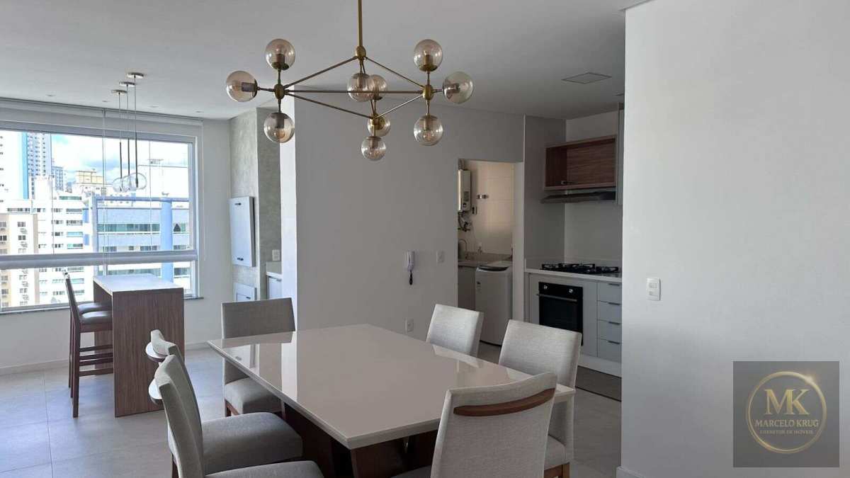Apartamento para alugar em Balneário Camboriú, Centro com 3 suites e 2 vagas - Marcelo Krug Corretor de Imóveis