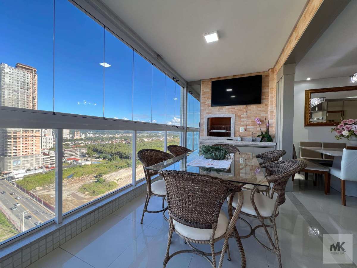 Apartamento Quadra Mar 3 Suítes Sendo 1 Máster,3 Vagas de garagem + Lazer Pagamento Facilitado em Meia Praia Itapema - Marcelo Krug Corretor de Imóveis