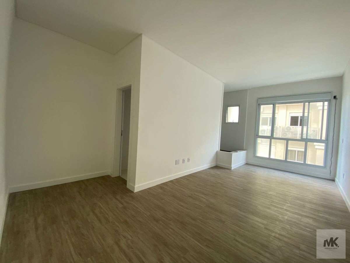 Apartamento Quadra Mar com 4 Suítes Sendo 1 Máster + 2 Vagas de Garagem em Meia Praia Com Vista Mar - Pagamento Facilitado. - Marcelo Krug Corretor de Imóveis