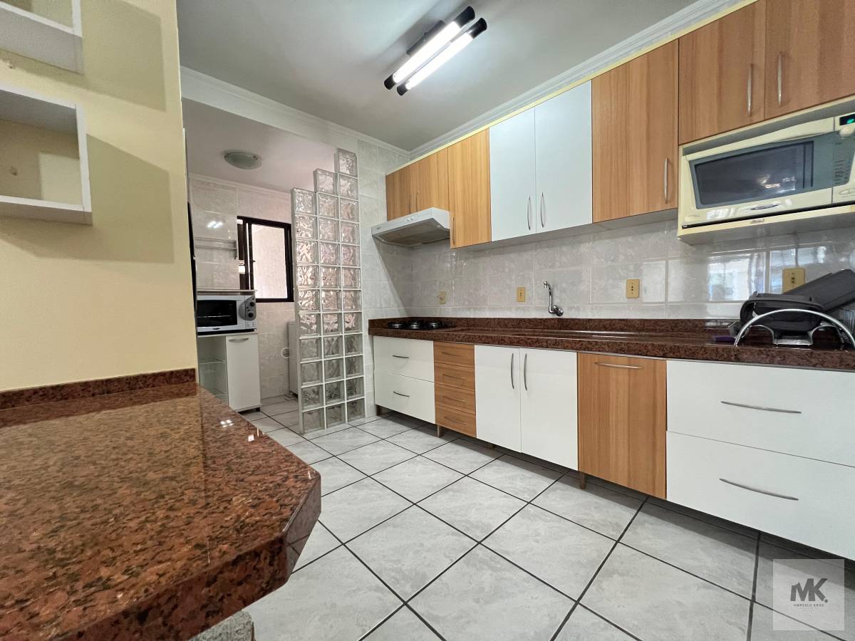 Apartamento Apenas 50 Metros do Mar - Quadra Mar Meia Praia Próximo do Pier 3 Dormitórios Sendo 1 Suíte R$ 1450.000,00 - Marcelo Krug Corretor de Imóveis