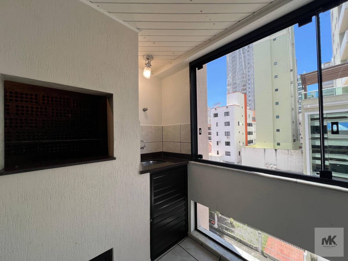 Apartamento Apenas 50 Metros do Mar - Quadra Mar Meia Praia Próximo do Pier 3 Dormitórios Sendo 1 Suíte R$ 1450.000,00 - Marcelo Krug Corretor de Imóveis