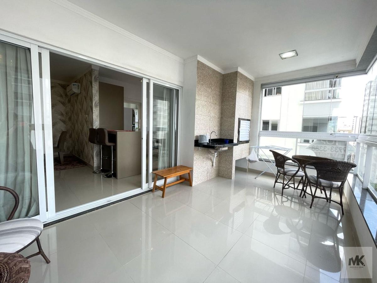 APTO Á 480 METROS DO MAR COM 3 SUÍTES E 2 VAGAS DE GARAGEM EM MEIA PRAIA = ITAPEMA SC