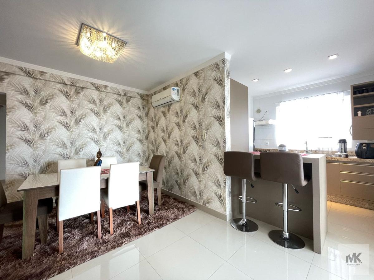 APTO Á 480 METROS DO MAR COM 3 SUÍTES E 2 VAGAS DE GARAGEM EM MEIA PRAIA = ITAPEMA SC - Marcelo Krug Corretor de Imóveis