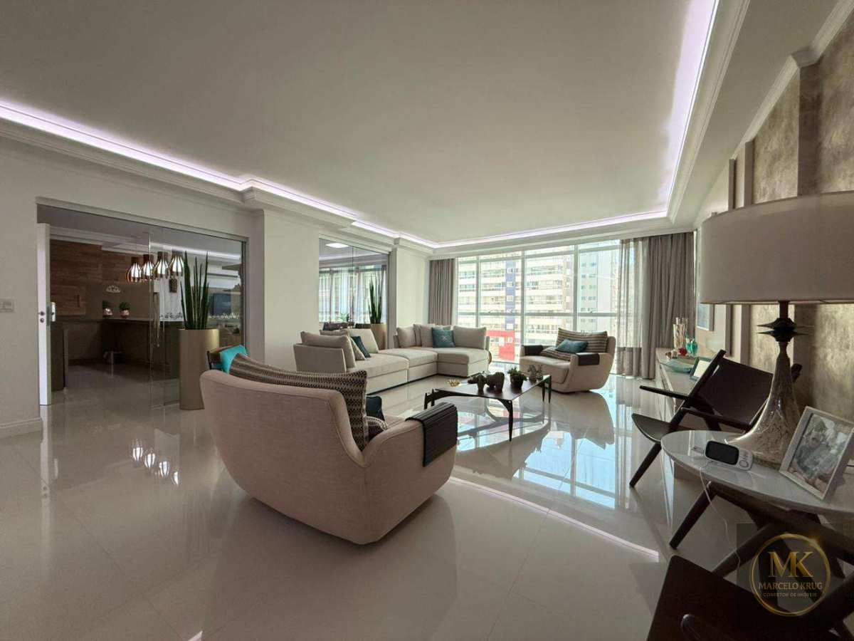Apto Frente para Avenida Nereu Ramos Finamente Mobiliado 4 suítes Sendo 1 Máster 281m2 Privativos Pagamento Facilitado direto Meia Praia Itapema - Marcelo Krug Corretor de Imóveis