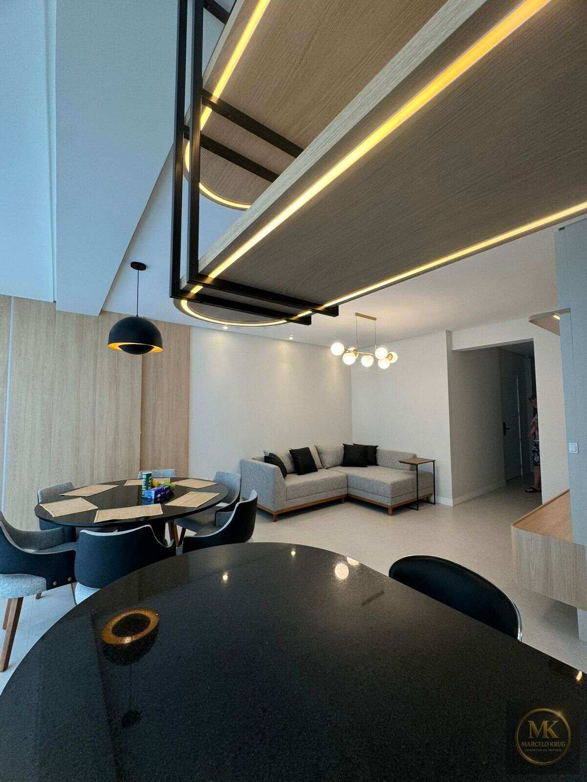 Apto novo mobiliado a vendo ou locação na Praia de Porto Belo, com 3 suítes e 2 vagas privativas e Lazer Completo - Marcelo Krug Corretor de Imóveis