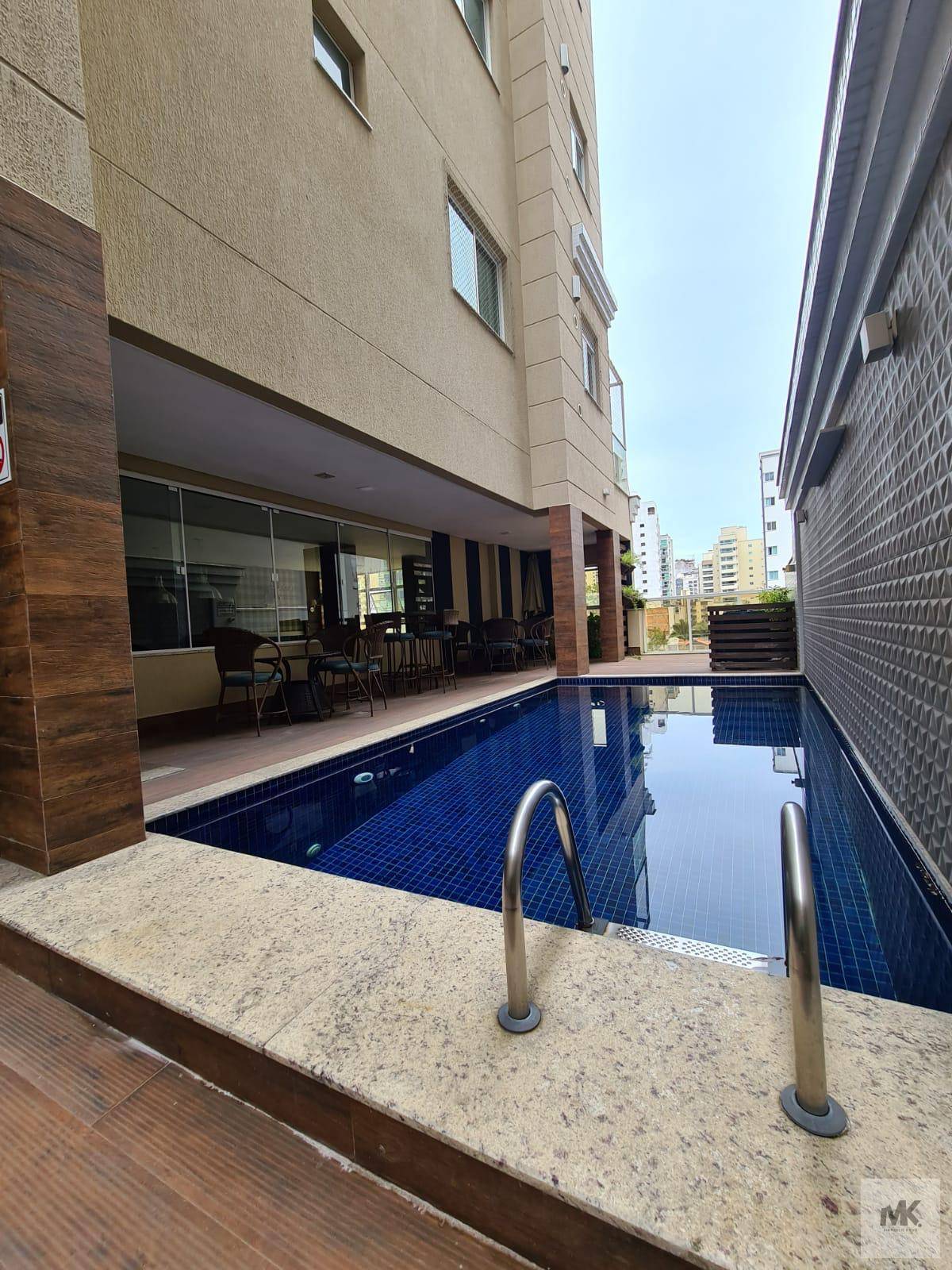 Belo Apartamento 2 Suítes 2 Vagas de garagem Lazer Completo R$ 1090.000,00 rua 256 Meia Praia de Itapema SC. - Marcelo Krug Corretor de Imóveis