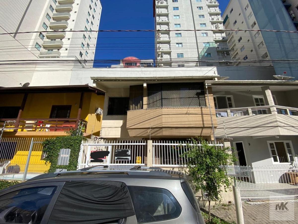 Casa com 3 quartos Sendo 1 Suíte com 115m² Privativos à venda em Itapema, MEIA PRAIA SC