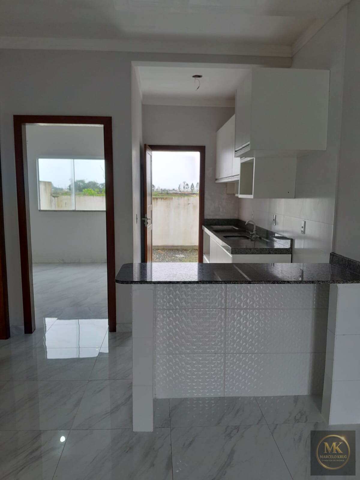 Casa Térrea com Suíte e Pátio – Pronta para Morar em Tijucas - Marcelo Krug Corretor de Imóveis