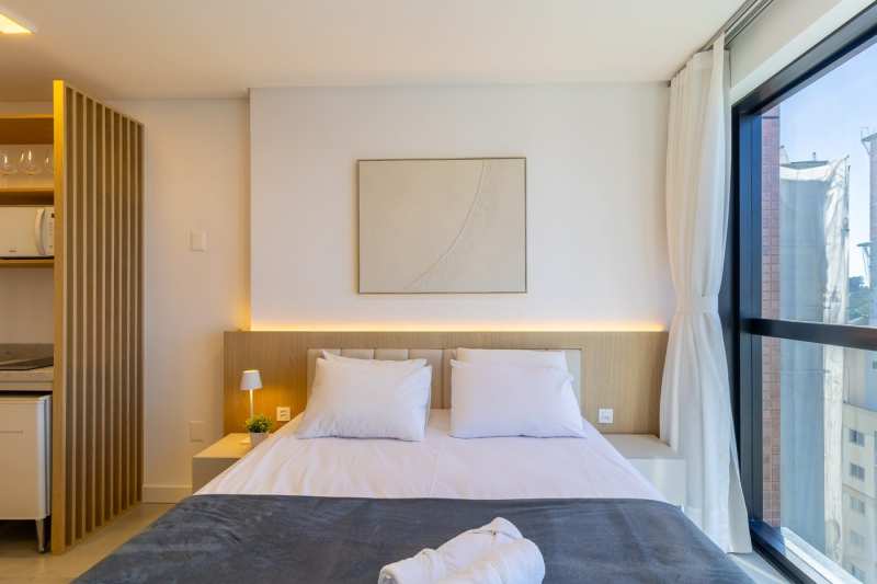  - Flat com Vista Mar à venda com 2 Dormitórios 40.07m2 Privativos Lazer Completo no Centro de  Itapema SC .