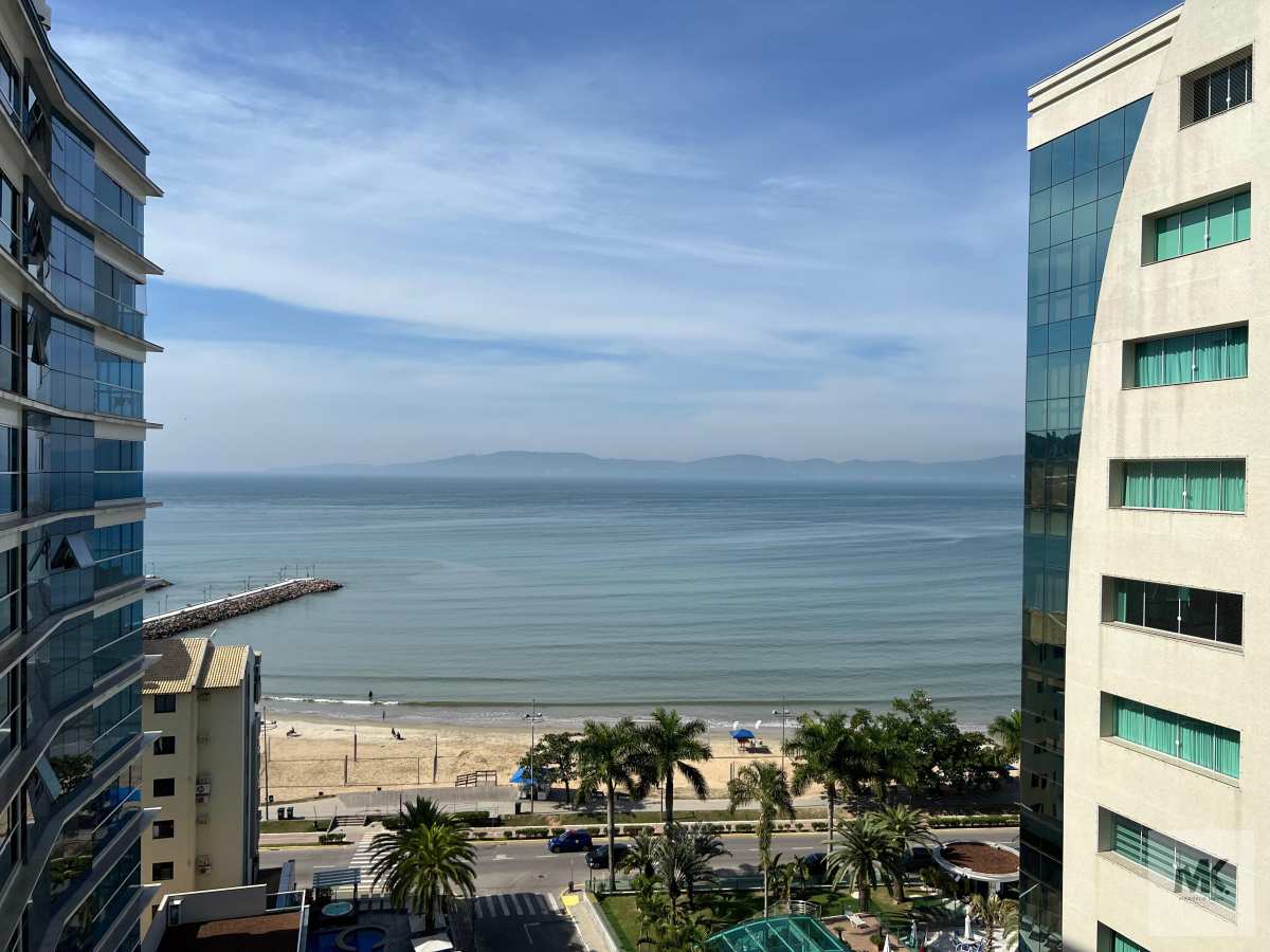 Lindo Apartamento Prédio Frente Mar com Vista Panorâmica com 4 Dormitórios Sendo 2 suítes + Lazer - Marcelo Krug Corretor de Imóveis