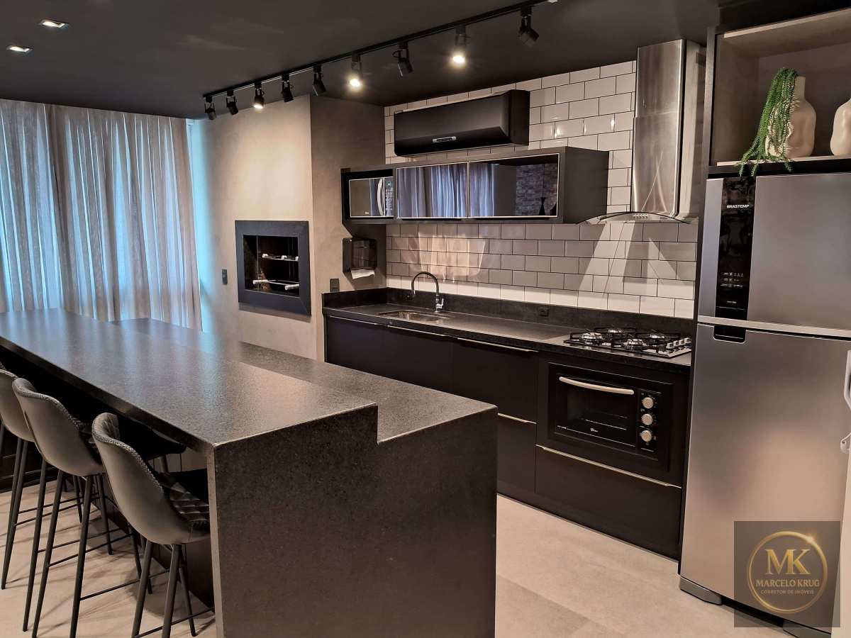 Oportunidade!! Linda Cobertura com 2 Suítes,2 Vagas de Garagem com 142.73m² Privativos  à venda em Blumenau, Centro - Marcelo Krug Corretor de Imóveis