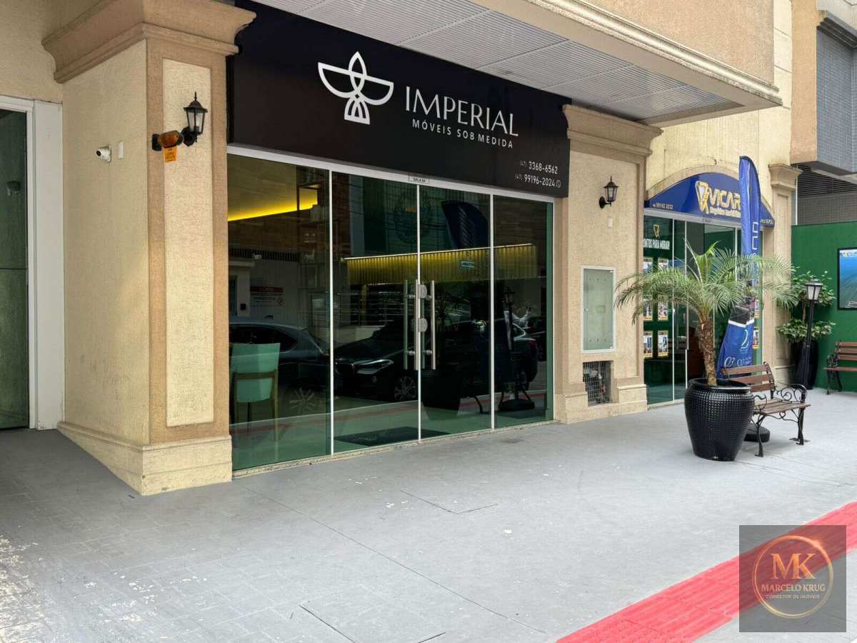 Sala Comercial á Venda 127.00 m2 Privativos Ótima Localização em Meia Praia Itapema Pagamento Facilitado com Proprietário - Marcelo Krug Corretor de Imóveis