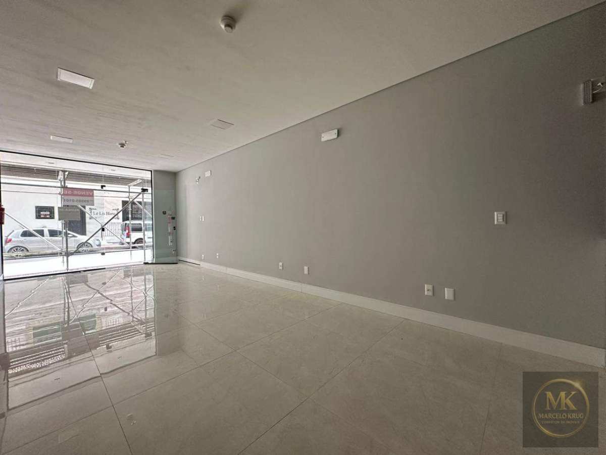 Sala Comercial á Venda 59m2 Privativos 1 Vaga de Garagem Sem Mobília em Meia Praia Pagamento Facilitado