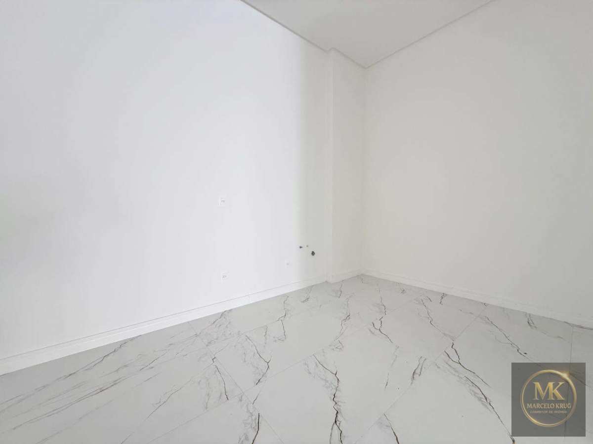 Sala Comercial á Venda 75.00m2 Privativos Nova em Meia Praia de Itapema Pagamento Direto com Proprietário - Marcelo Krug Corretor de Imóveis