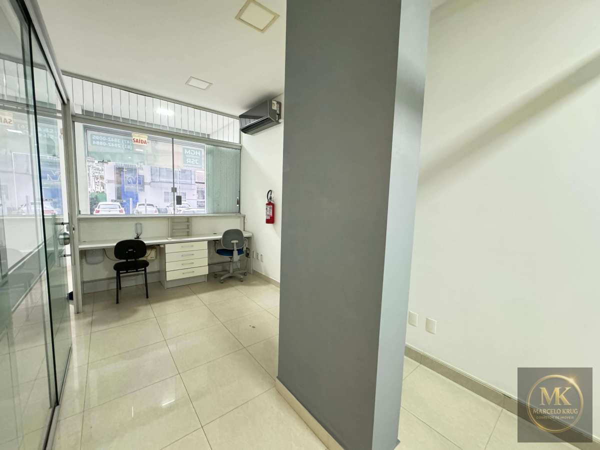 Sala comercial à venda, no Essence Club em Itapema, Meia Praia, 113m² - Marcelo Krug Corretor de Imóveis