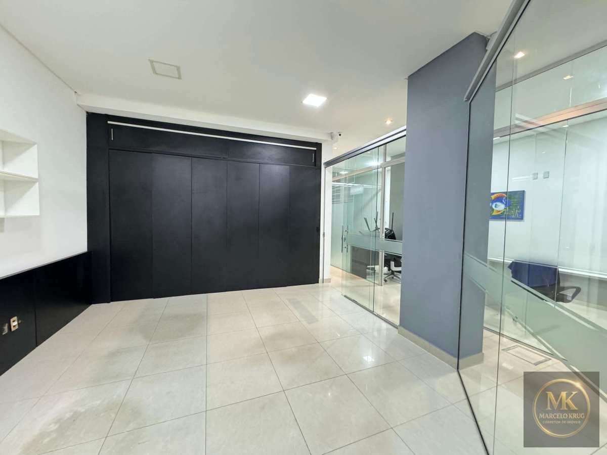 Sala comercial à venda, no Essence Club em Itapema, Meia Praia, 113m² - Marcelo Krug Corretor de Imóveis