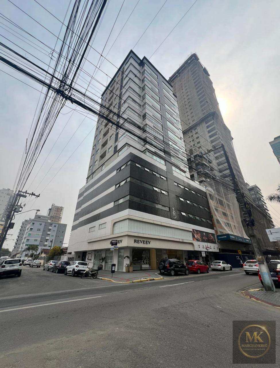 Sala Comercial Bem Localizada de esquina 2 Avenida Baixou Valor de 3.000.000,00 Por 2.300.000,00 - Marcelo Krug Corretor de Imóveis