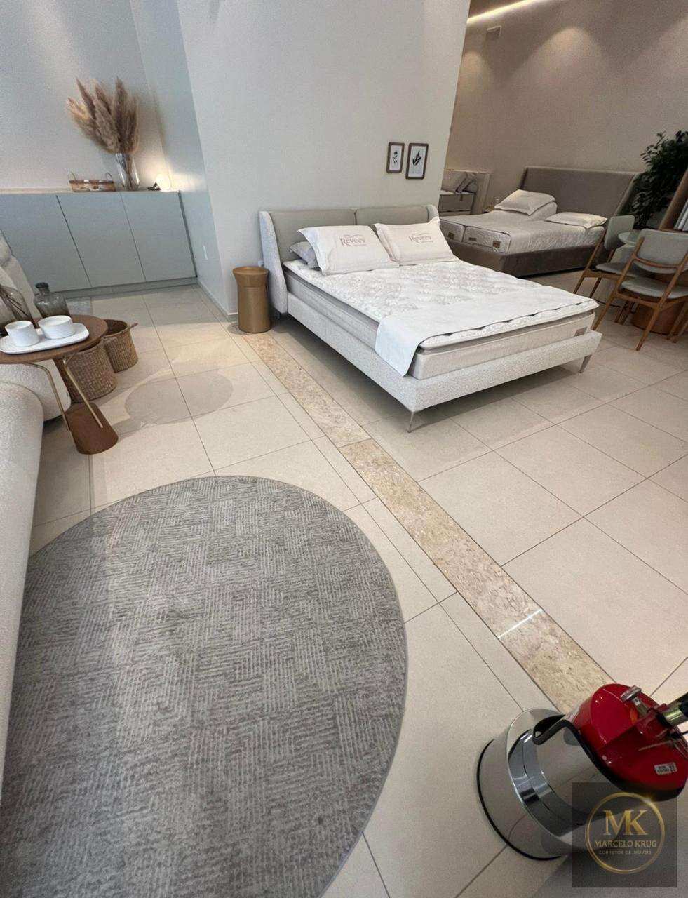 Sala Comercial Bem Localizada de esquina 2 Avenida Baixou Valor de 3.000.000,00 Por 2.300.000,00 - Marcelo Krug Corretor de Imóveis