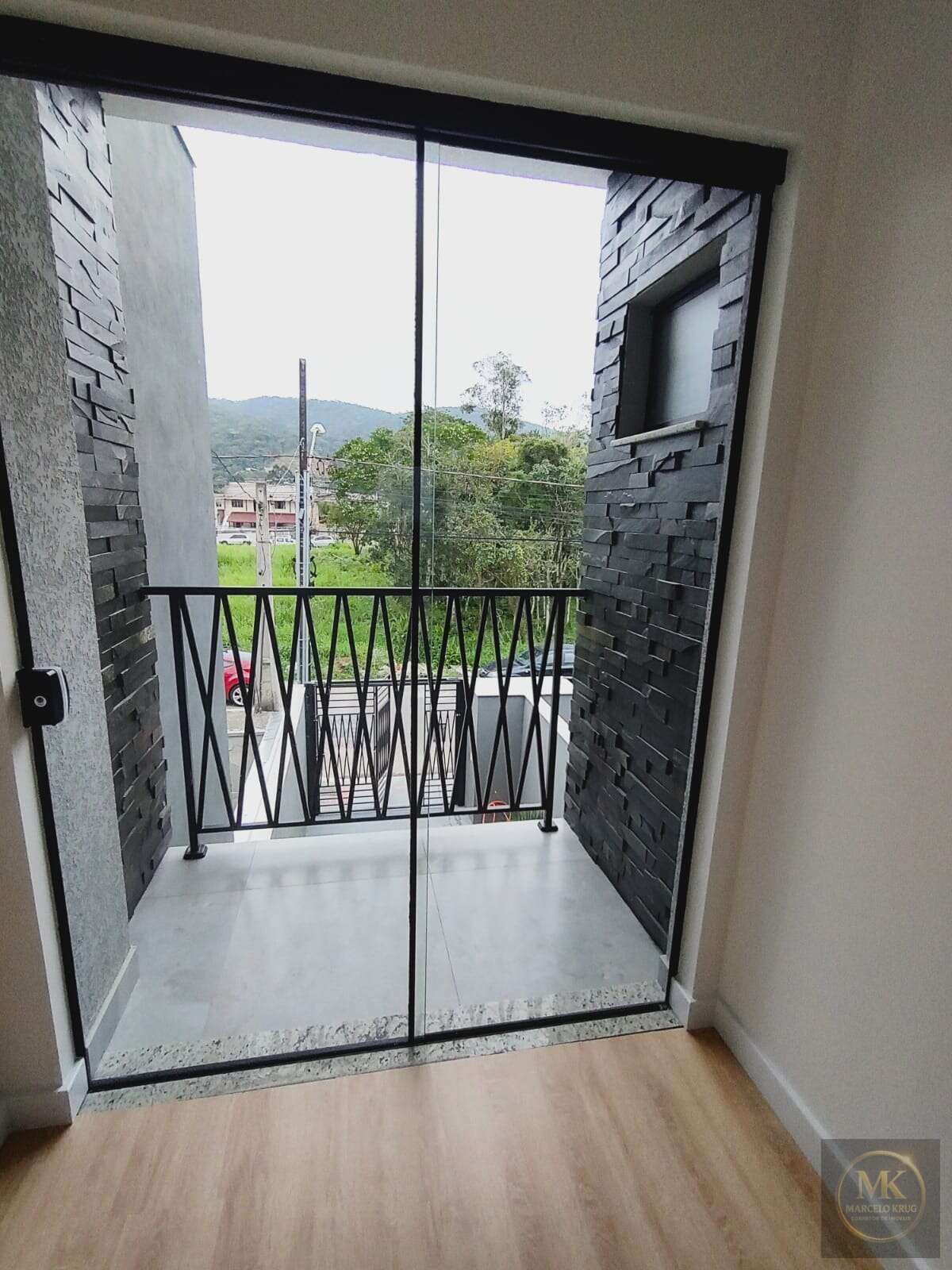 Sobrado á Venda 2 Suítes 72.m2 Privativos 2 Vagas Alto Padrão. Aceita Financiamento Bancário Morretes Itapema - Marcelo Krug Corretor de Imóveis