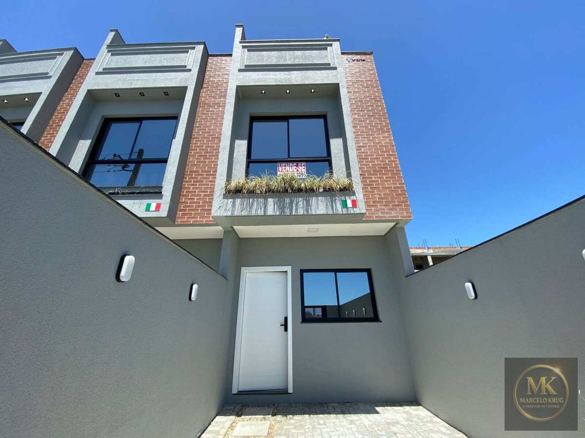 Sobrado à Venda, 2 Suítes no  Sertão do Trambudo, 108.00m² Privativos Pagamento Facilitado Direto com Proprietário