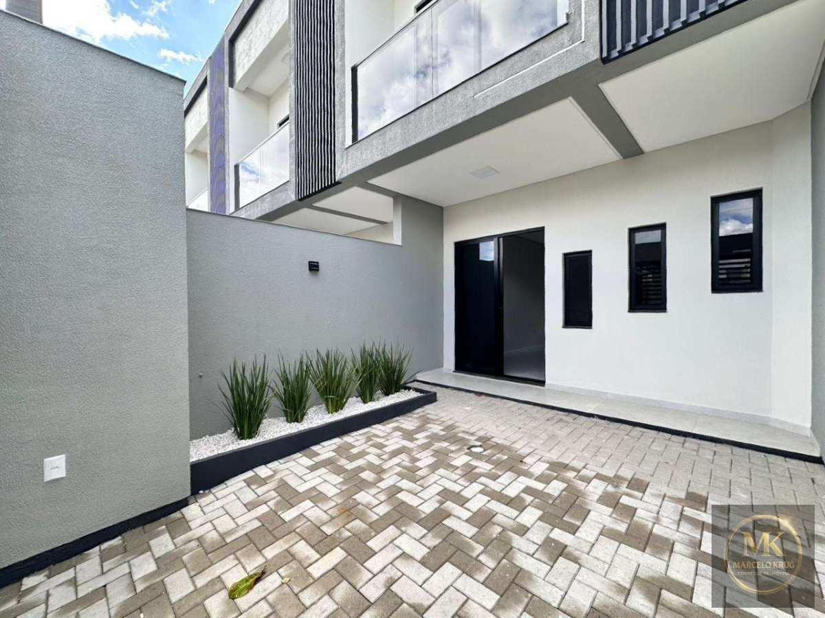 Sobrado Geminado á Venda 2 suítes 74m2 Privativos em Porto Belo Direto com Proprietário