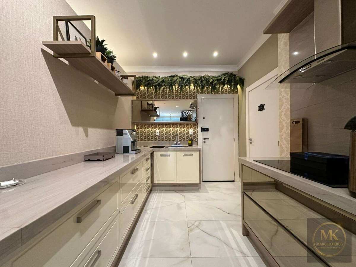 Vende Ponto Comercial Sala Mobiliada com Ótima Localização em Meia Praia Pagamento Facilitado Itapema