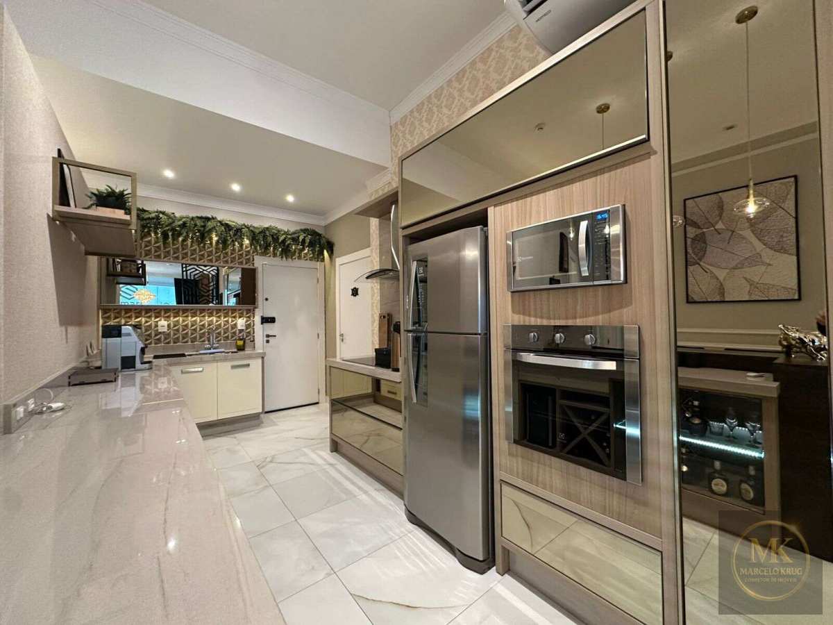 Vende Ponto Comercial Sala Mobiliada com Ótima Localização em Meia Praia Pagamento Facilitado Itapema - Marcelo Krug Corretor de Imóveis