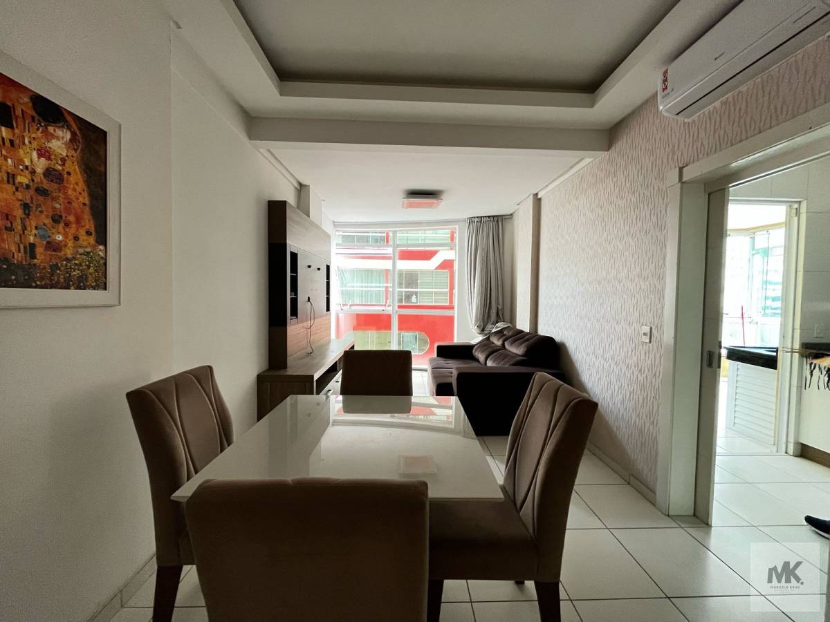 Vendo apartamento com 2 Dormitórios Sendo 1 suíte + 2 vagas de Garagem em Meia Praia há 200 Metros do Mar - Marcelo Krug Corretor de Imóveis