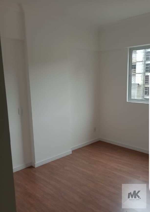 Vendo apartamento com 2 Dormitórios Sendo 1 Suíte + 2 Vagas de garagem + Lazer Pagamento Facilitado com o Proprietário - Marcelo Krug Corretor de Imóveis