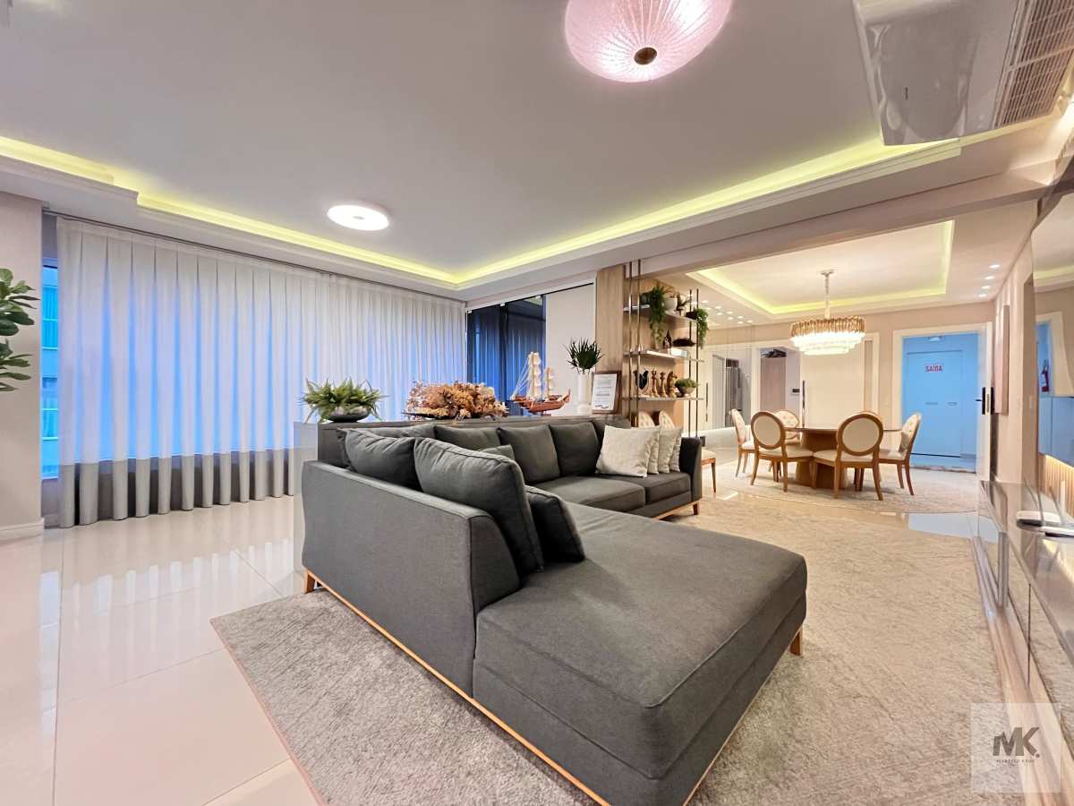 Vendo Apartamento com 319.00 m2 Privativos  4 Suítes duas com Hidro + 2 Vagas + Lazer Completo Pagamento Facilitado - Marcelo Krug Corretor de Imóveis