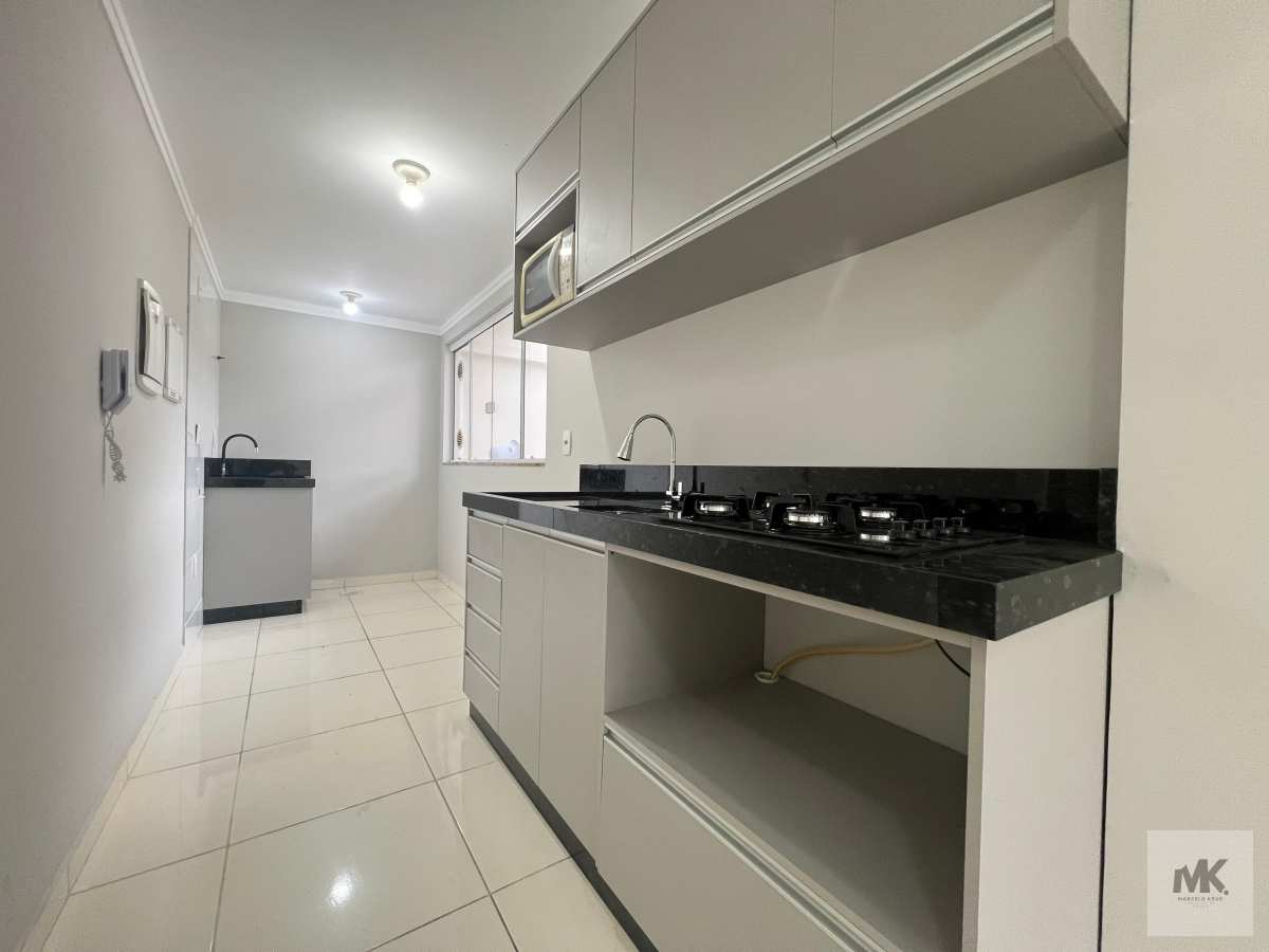 Vendo Apartamento com @ dormitórios Sendo 1 Suíte + 1 Vaga de Garagem Bairro tabuleiro Itapema Sc - Marcelo Krug Corretor de Imóveis