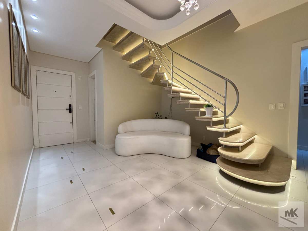 Vendo Duplex com 4 suítes + 2 Vagas + Lazer em Meia Praia com Vista Mar Aceita Permuta por Casa em Condomínio - Marcelo Krug Corretor de Imóveis