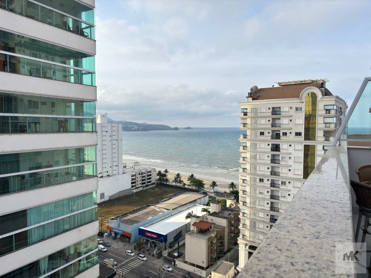 Vendo Duplex com 4 suítes + 2 Vagas + Lazer em Meia Praia com Vista Mar Aceita Permuta por Casa em Condomínio