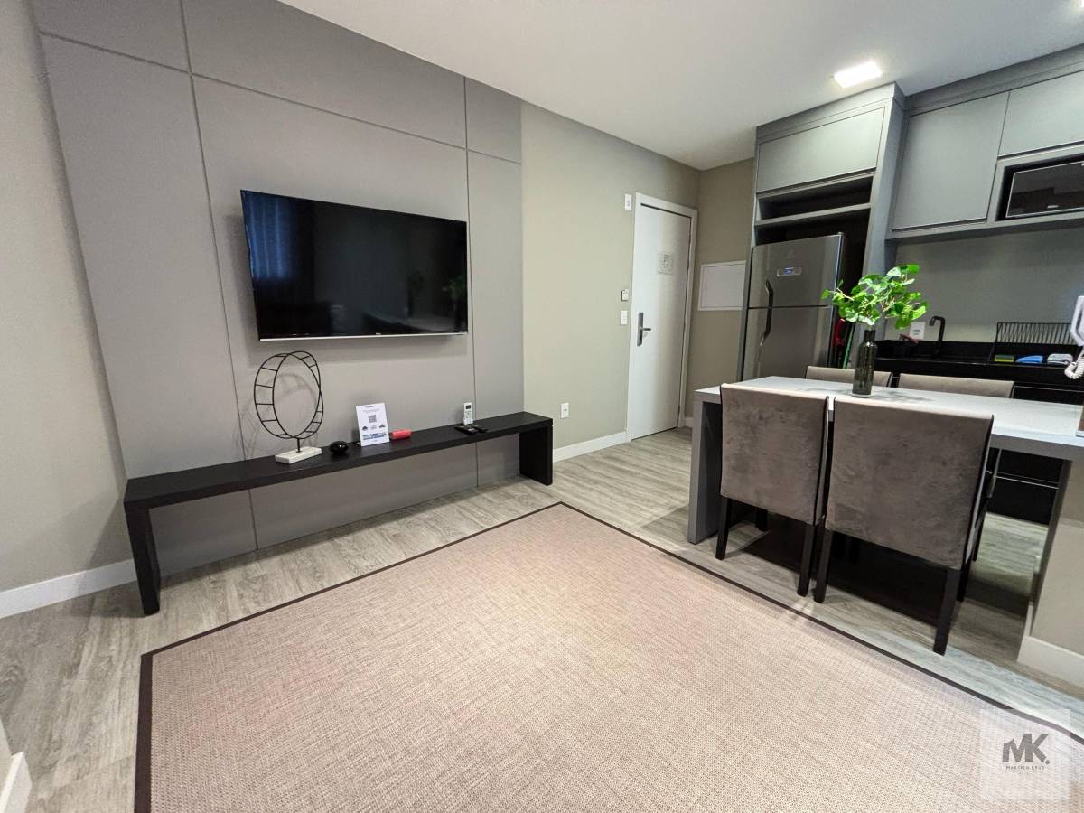 Vendo Flat Na Meia Praia com 40.00m2 R$ 924.000,00 - Entrada R$ 414mil Saldo em 15 X Direto com Proprietário. - Marcelo Krug Corretor de Imóveis